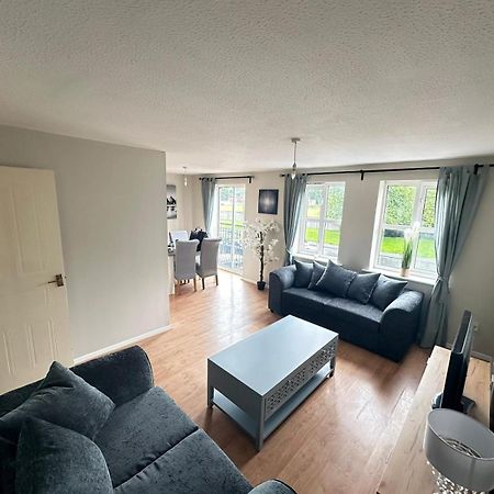 Lovely 2 Dbl Bed Apartment Near Heaton Park And North Manchester Hospital With Parking Luaran gambar
