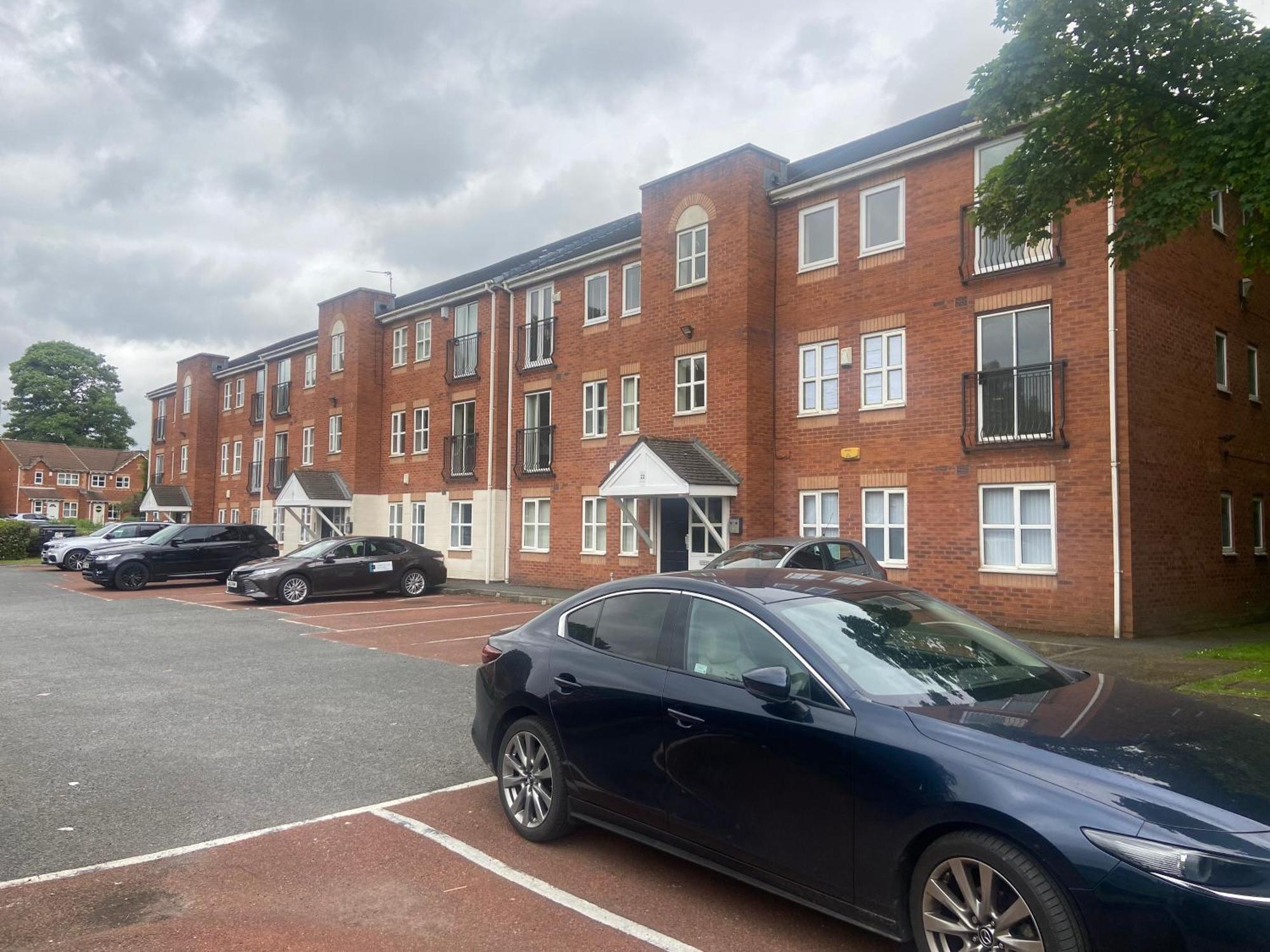 Lovely 2 Dbl Bed Apartment Near Heaton Park And North Manchester Hospital With Parking Luaran gambar