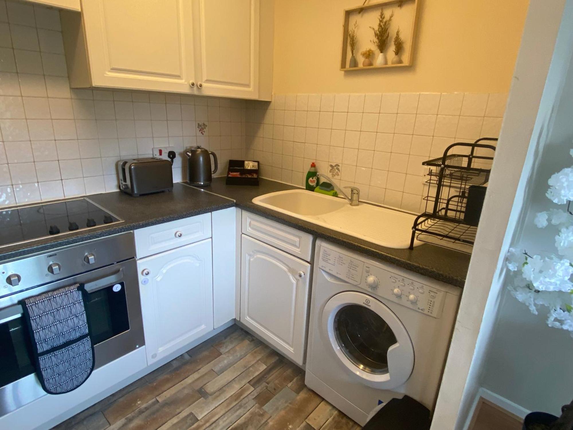 Lovely 2 Dbl Bed Apartment Near Heaton Park And North Manchester Hospital With Parking Luaran gambar