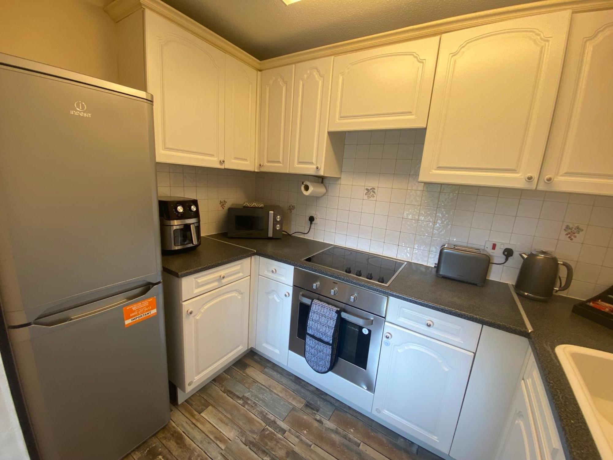 Lovely 2 Dbl Bed Apartment Near Heaton Park And North Manchester Hospital With Parking Luaran gambar